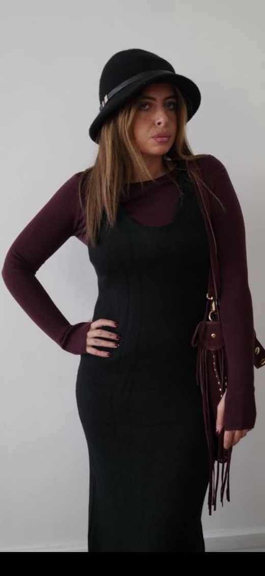 Ensemble pull dégaine et robe débardeur dégaine